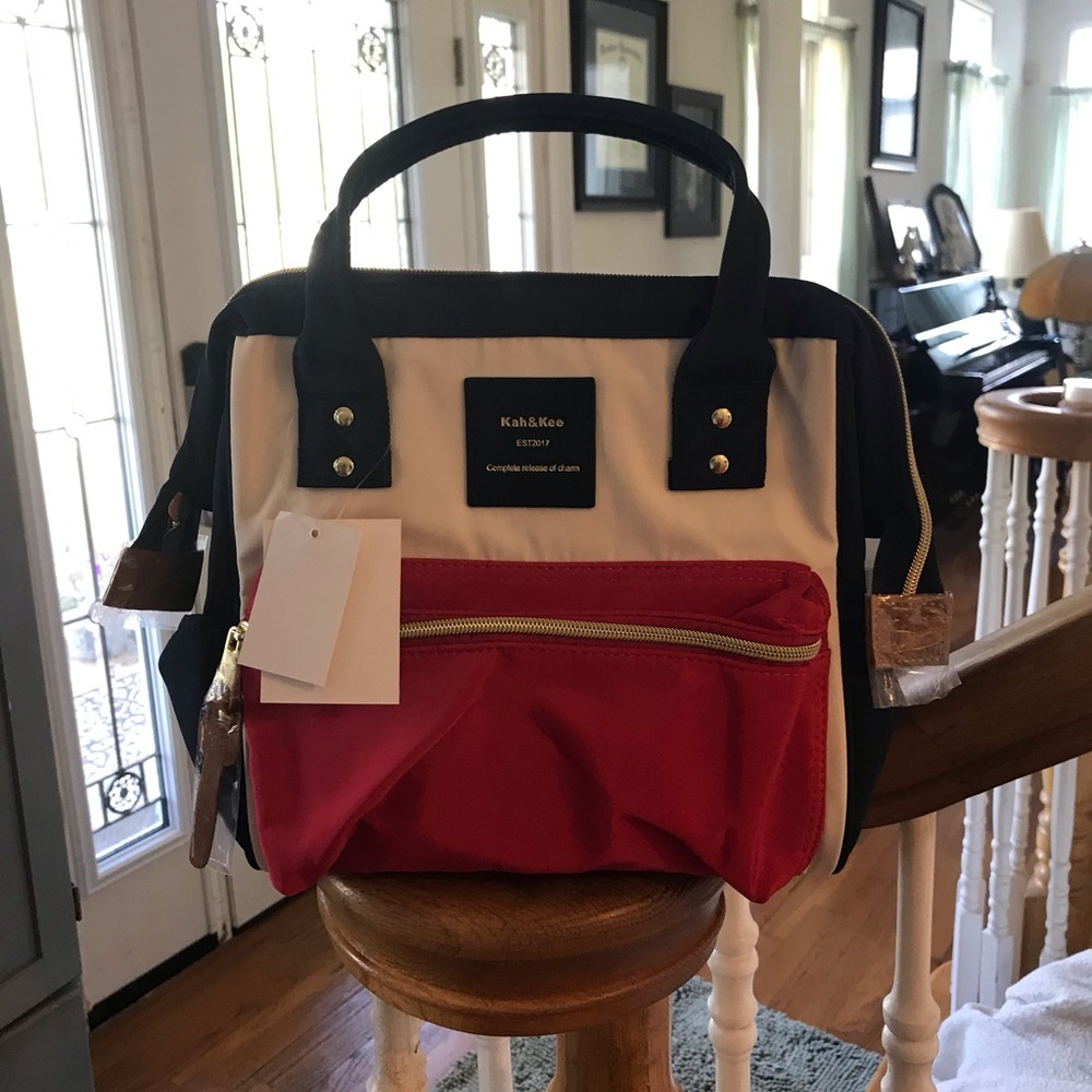 Hand bag
